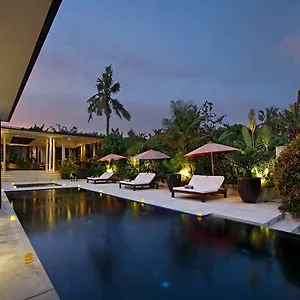 Mona Canggu (Bali)
