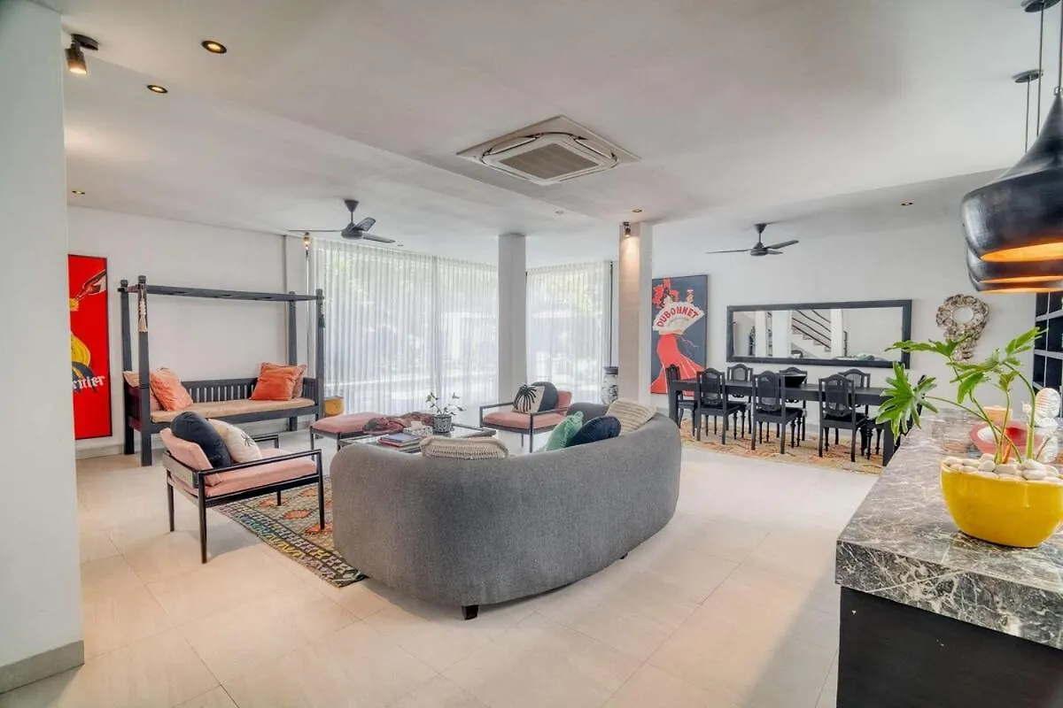 Summer House 5Br Villa In Berawa, Bali Canggu