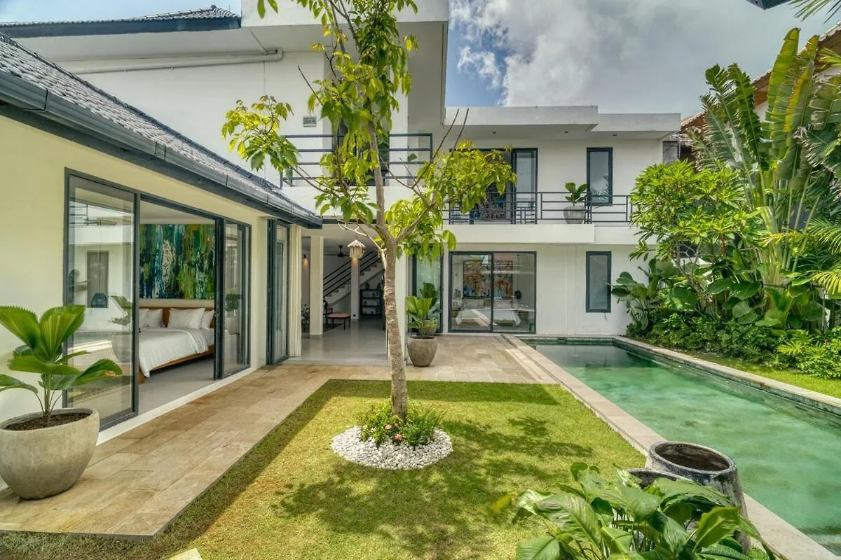 Summer House 5Br Villa In Berawa, Bali Canggu