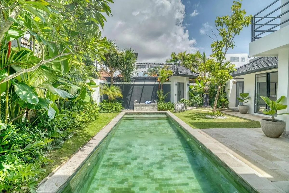 Summer House 5Br Villa In Berawa, Bali Canggu  Indonesia