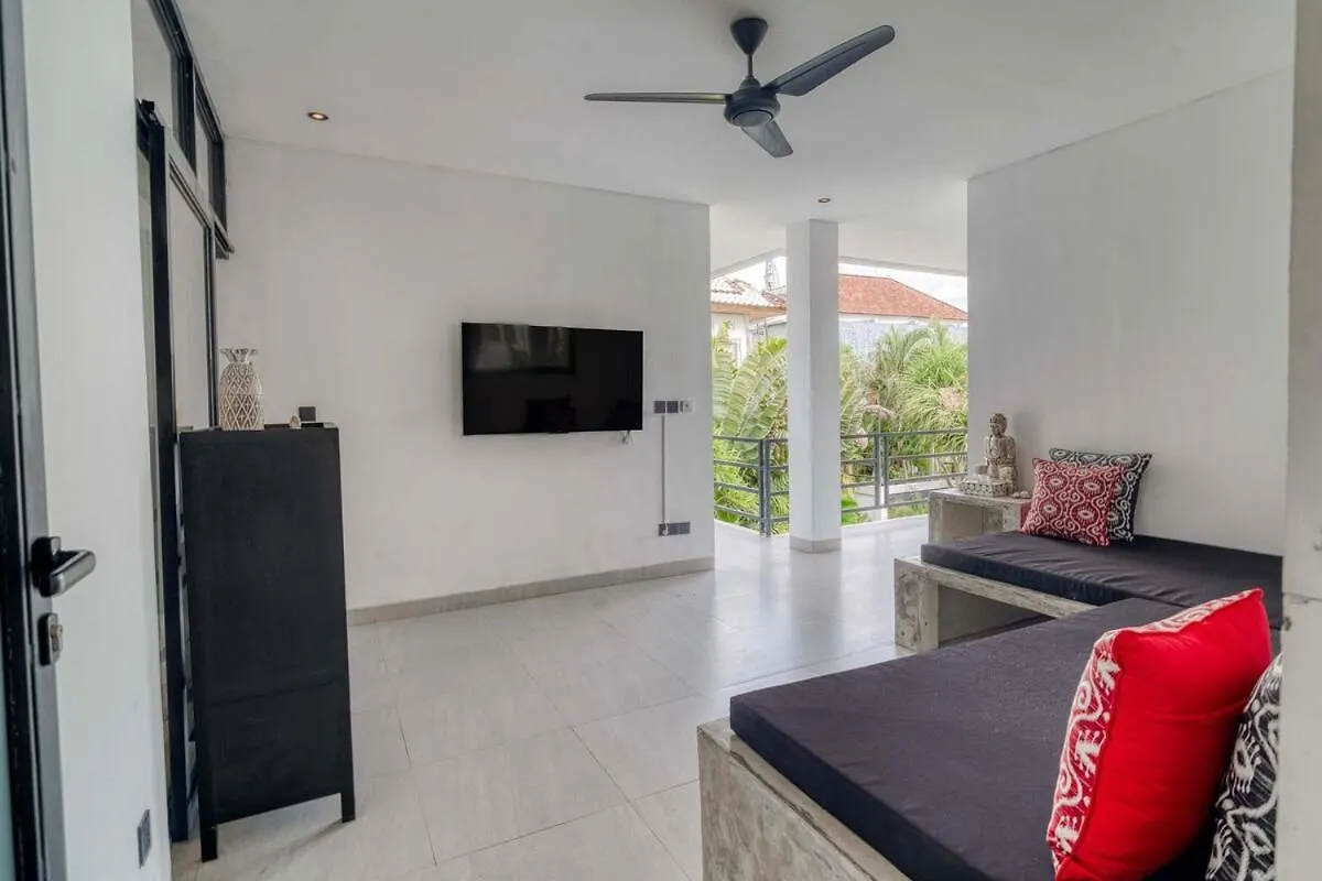 Summer House 5Br Villa In Berawa, Bali Canggu  0*, Canggu (Bali)