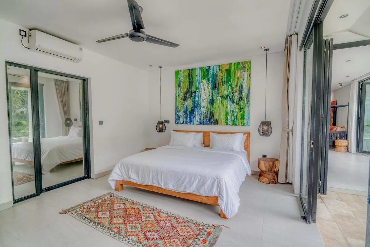 Summer House 5Br Villa In Berawa, Bali Canggu  0*, Canggu (Bali)
