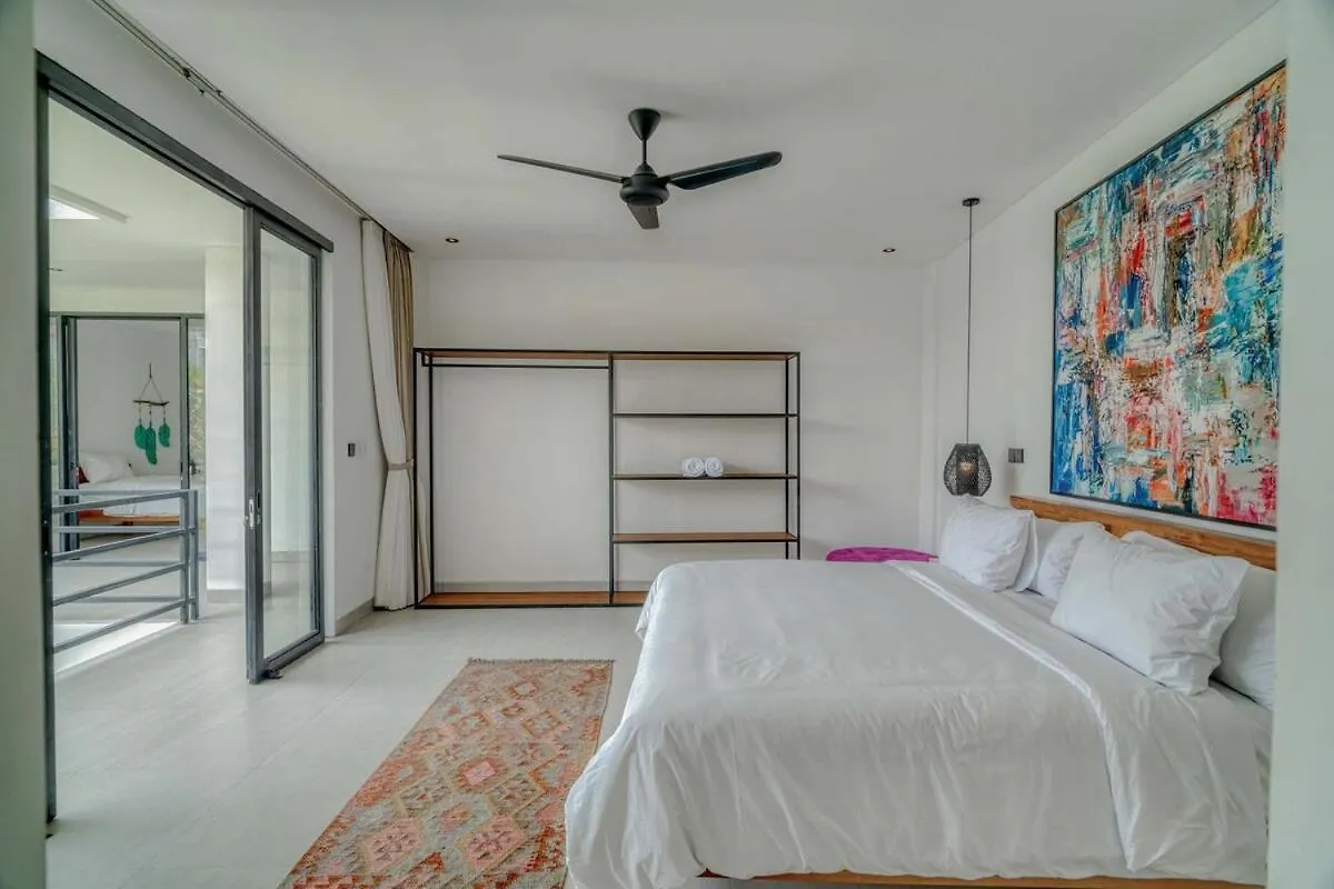 Summer House 5Br Villa In Berawa, Bali Canggu